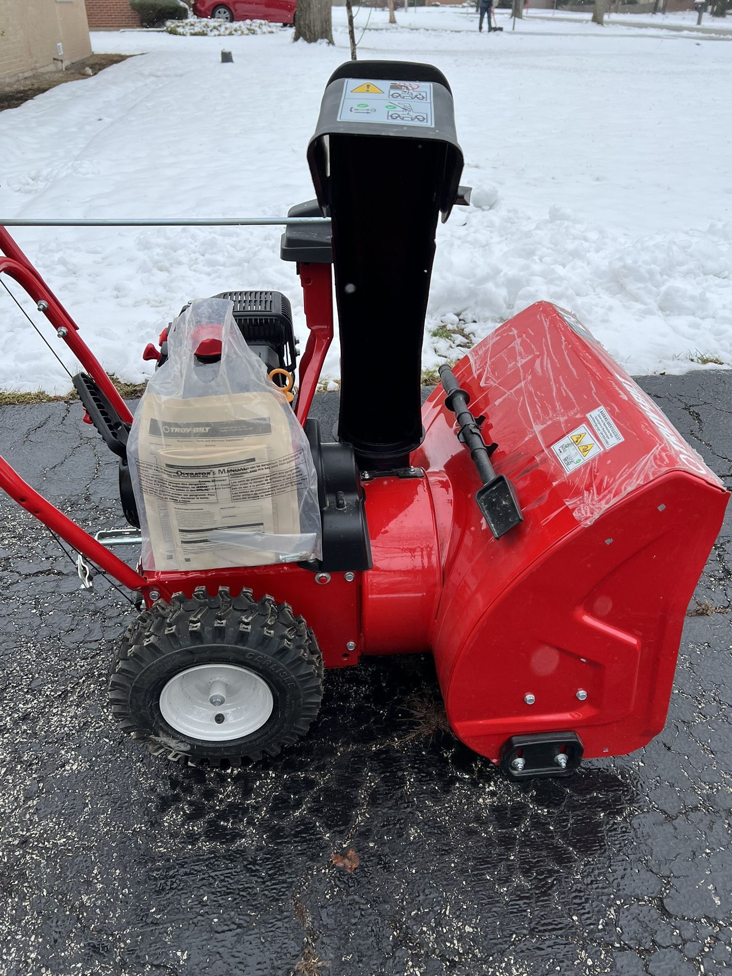 Troy Bilt 24” Snow Blower