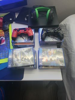 PlayStation 4, Headset, Controllers And GAMES