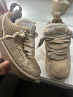 UGG Lowmel tan & cream sneakers