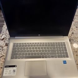 HP BUSINESS LAPTOP 17.3" HD