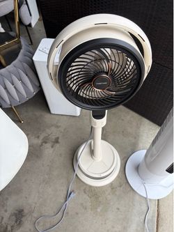 COSTWAY misting fan