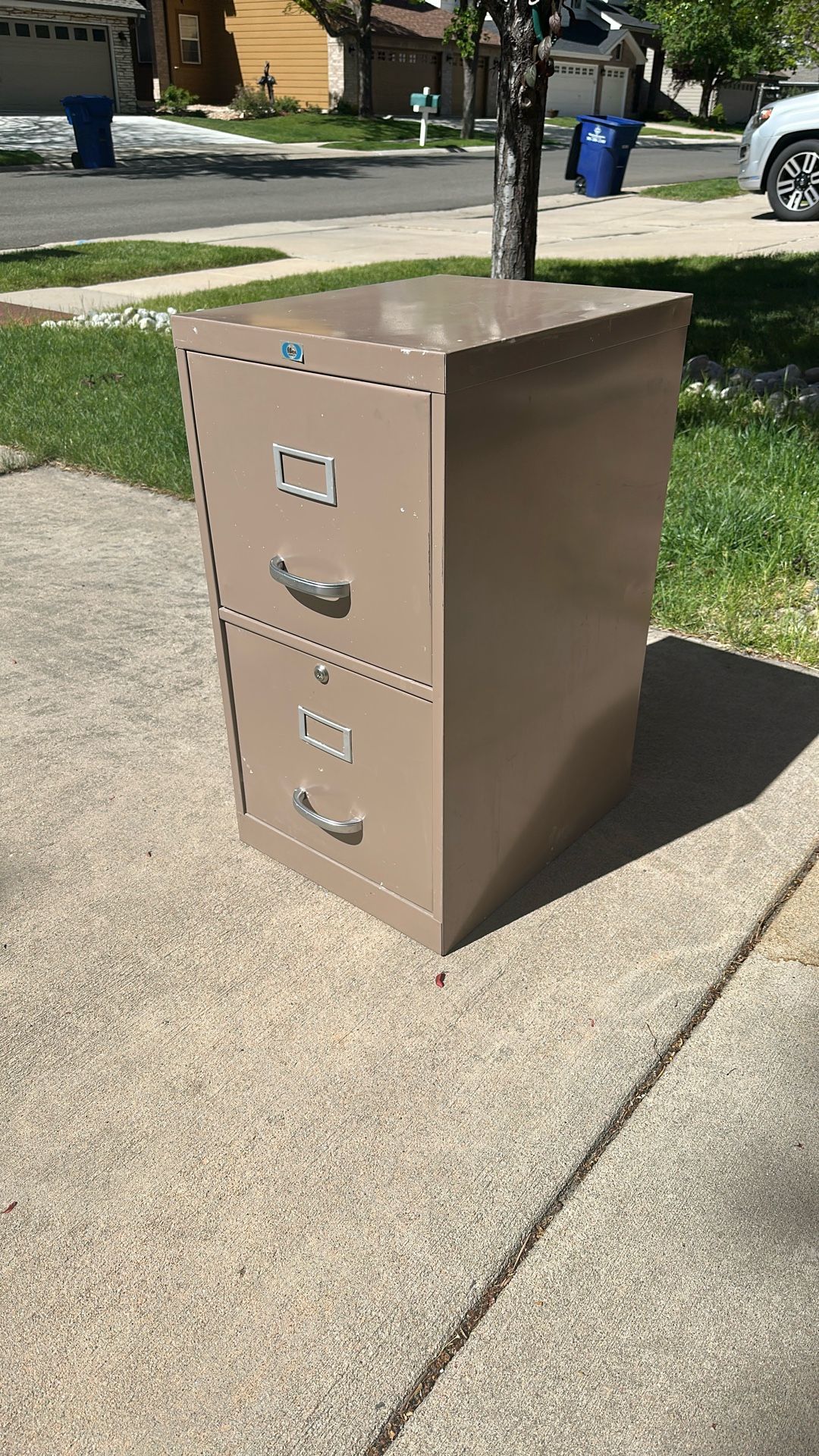 Filing cabinet Two Drawer