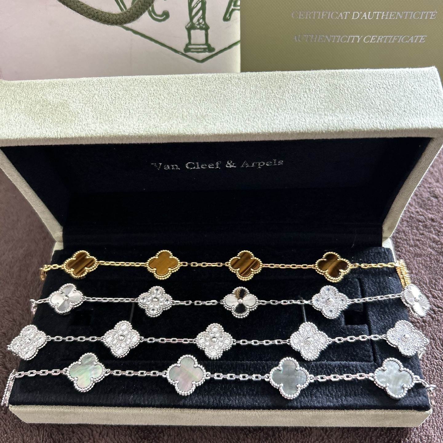 Van Cleef Bracelets Box And Papers 
