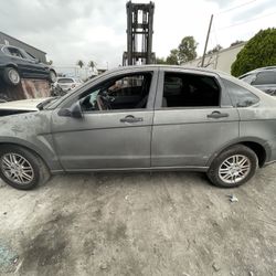 2010 Ford Focus 
