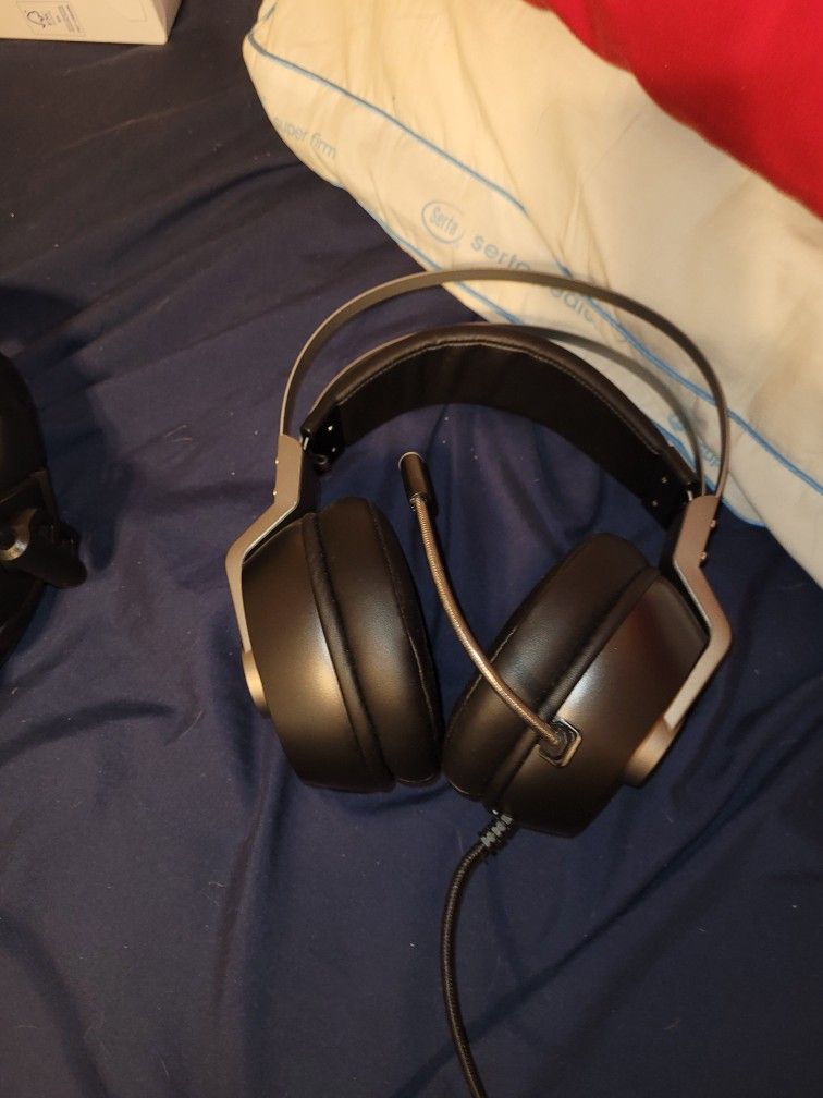 3 Different Gaming Headsets