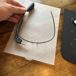 Google Glass Explorer Edition Model XE-C Charcoal + Frame + Ear Bud