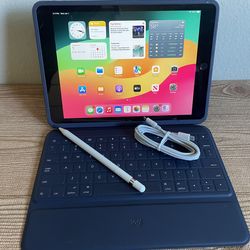 Apple iPad 8th Generation 32GB (Latest iOS 26) With Logitech Keyboard case , Pencil & charger