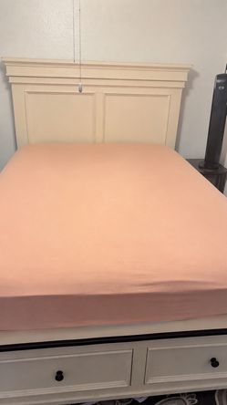 Real Wood Queen Size bed