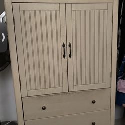 Wardrobe With Drawers