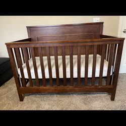 Baby Crib 