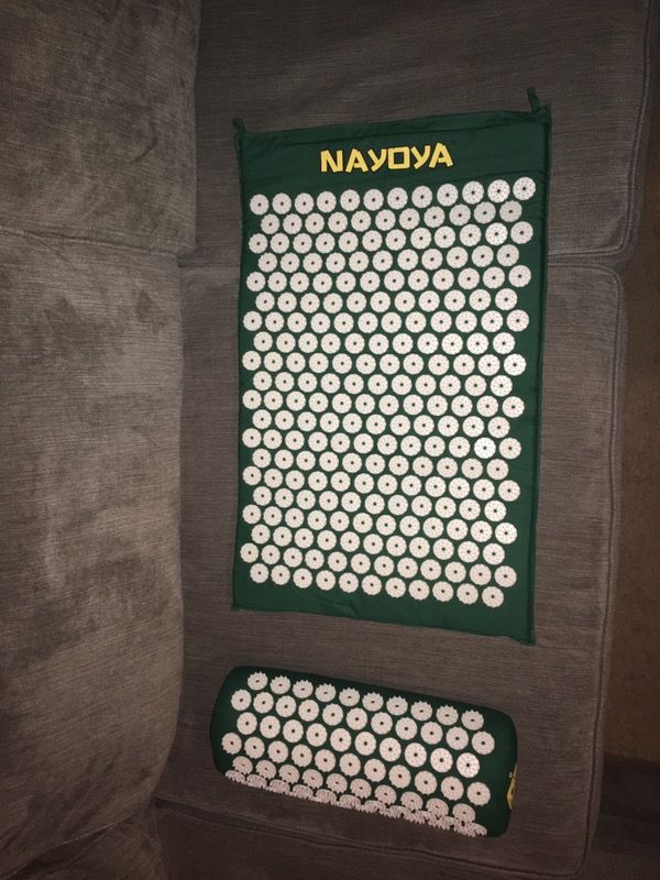 Muscle pain relief mat