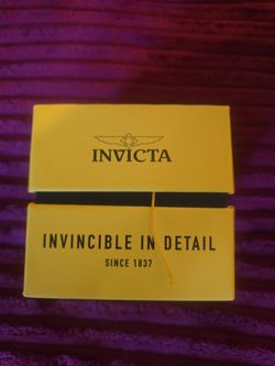 Black metal band chronograph Invicta watch