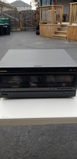 Pioneer PD-F100 Compact Disc player