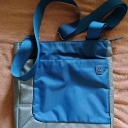 Men’s TUMI Tech crossbody bag