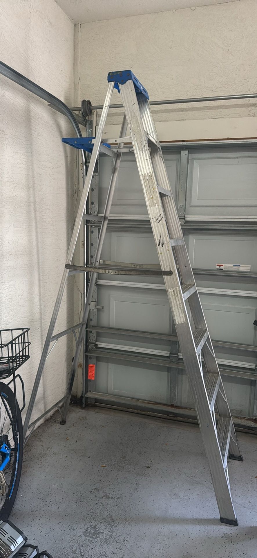 8ft Werner Aluminum Ladder