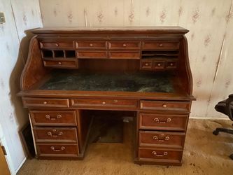 VINTAGE WOODEN ROLL TOP DESK