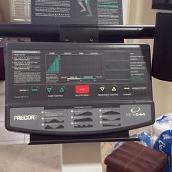 Precor EFX 544 Commercial-grade Elliptical 