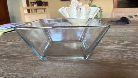 Libbey Tempo Large Clear Glass Square Square Serving Bowl 9" Tapered Design