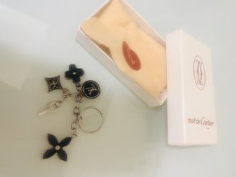 DESIGNER KEYCHAIN with ORIGINAL BOX