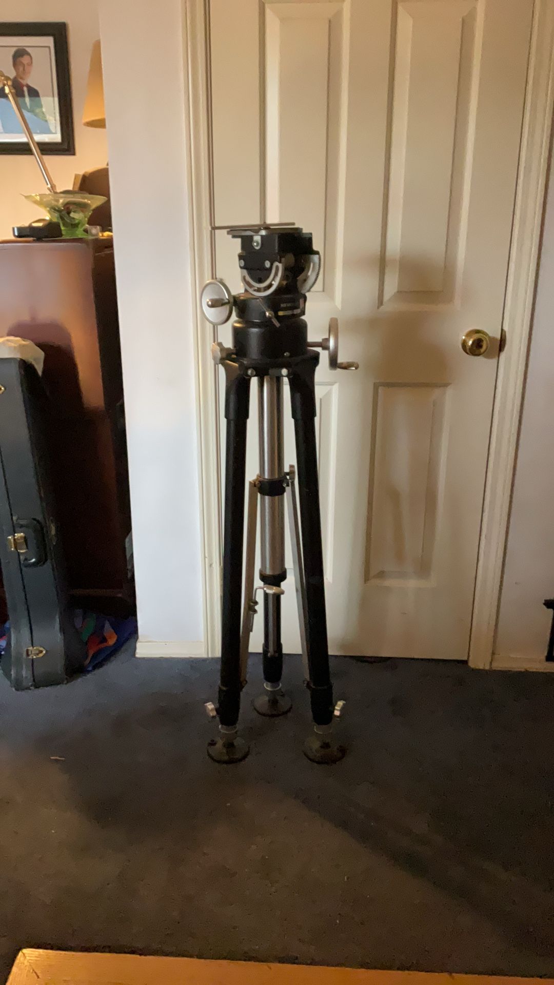 Hercules 4-52211-6 Tripod