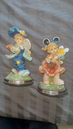 Disney figurines