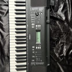 YAMAHA PSR-E373