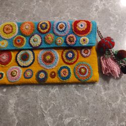 Beyond Thread Handbag Pretty Colors 12 Inches X 7 1/2 Inches