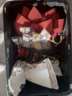 CHRISTMAS DECOR VERY PRETTY & NICE