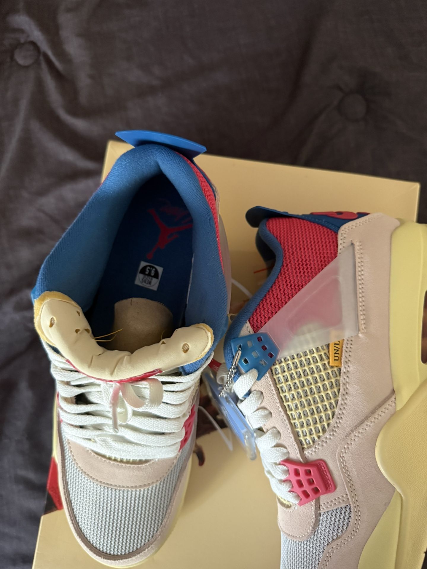 Air Jordan 4 Retro 