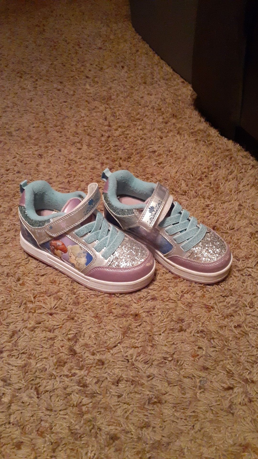 Toddler Girl "Frozen" Heelys Size 12