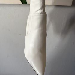 New;  Steve Madden Thigh High stiletto boots
