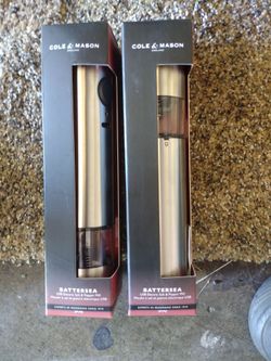 Salt and pepper grinder rechargeable