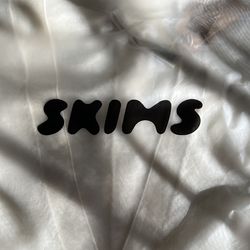 SKIMS Featherweight Cashmere Cardigan