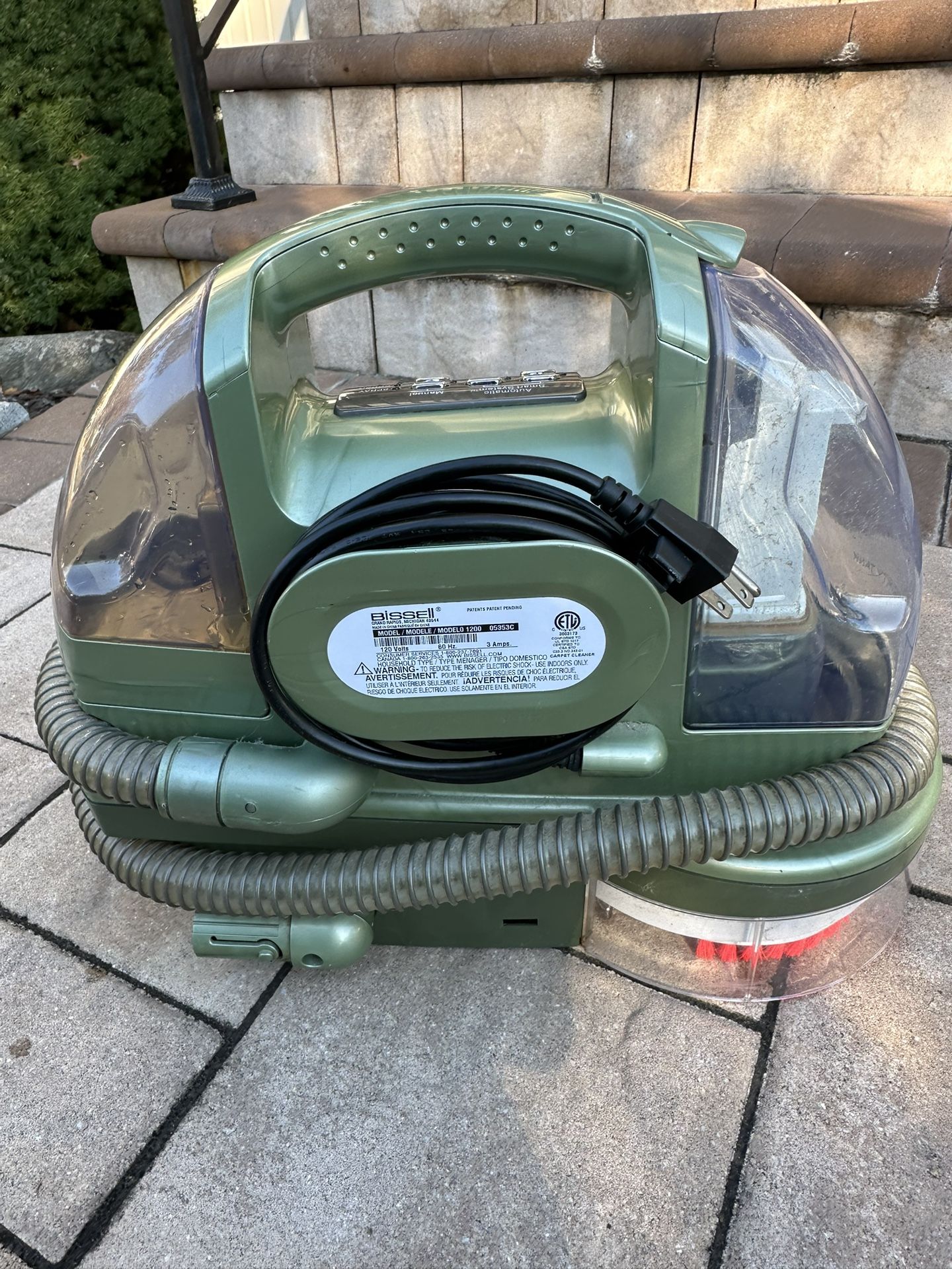 Bissell SpotBot 1200 Portable Carpet Cleaner Vacuum Stain Remover Green