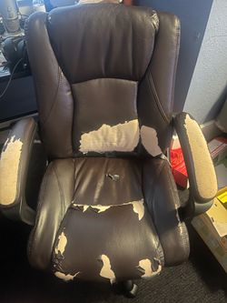 Brown office chair