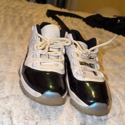 Jordan Retro 11s Low Emeralds 