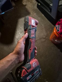 Milwaukee M18 Oscillating Multi-Tool