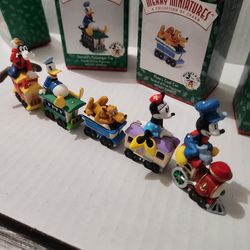 Disney Merry Miniatures Mickey Express Train Set (5 Figures) w/ Boxes