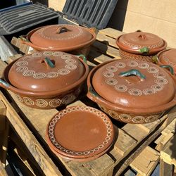 SLIGHTLY IMPERFECT OR DAMAGED CLAY POTS FROM MEXICO