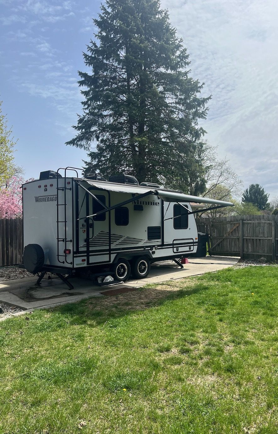 2019 Winnebago Micro Minnie 1808FBS
