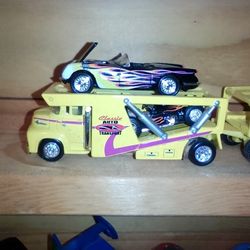 Hot Wheels Hauling Heat - Transport Series 
