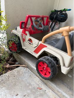Kids motorized jeep