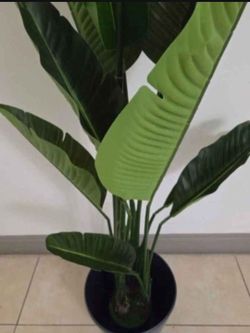 *** NEW LOW PRICE *** 6.5ft Faux Bird of Paradise in a 12in (Diameter) Blue Planter @ Lasting Creations