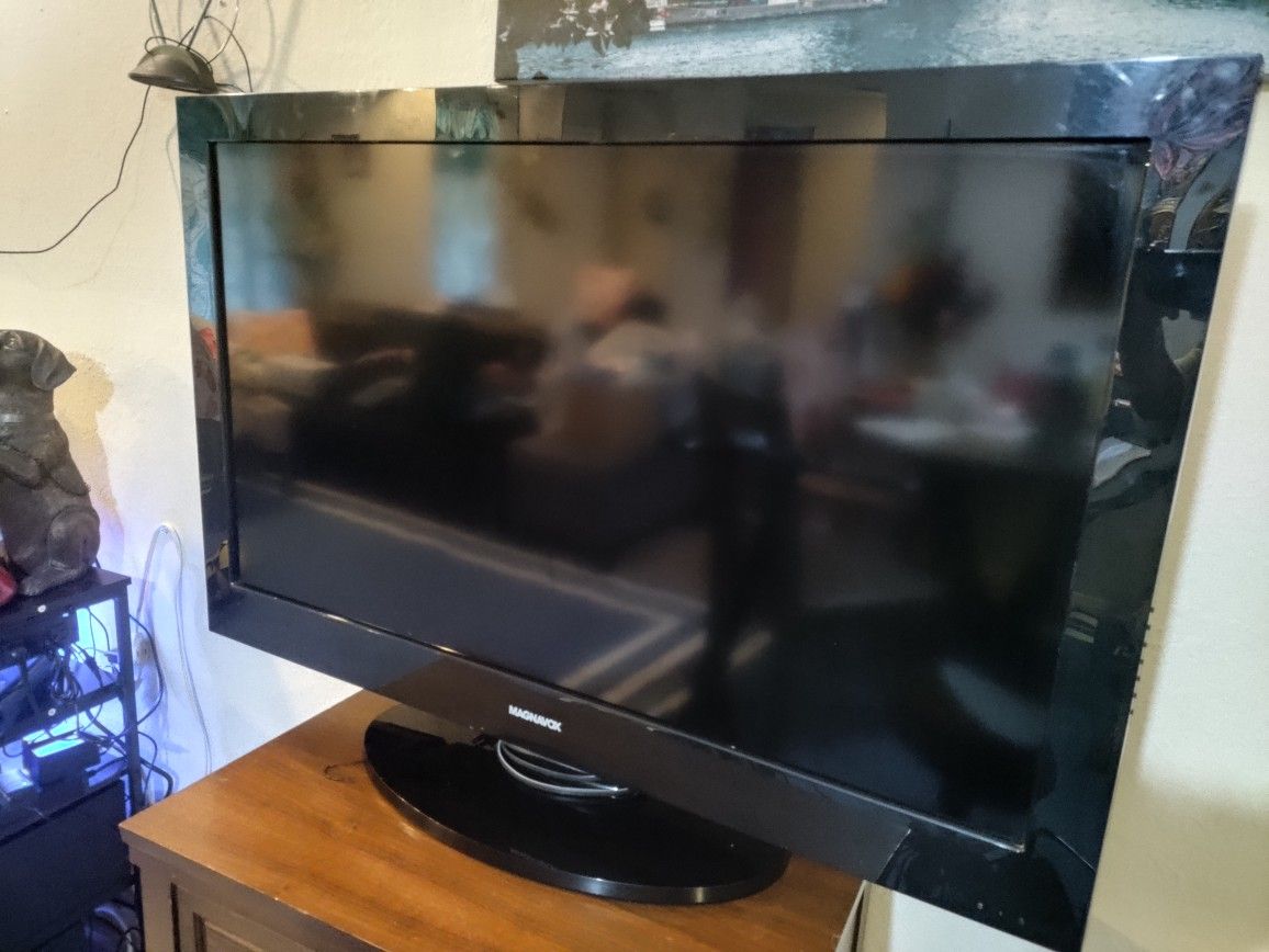 Tv Magnavox LCD 40 Inch
