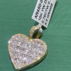 10kt Gold Natural Diamond Heart Pendant 