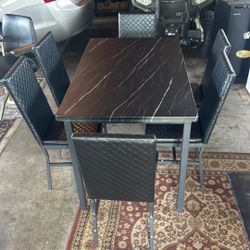 Kitchen Table 