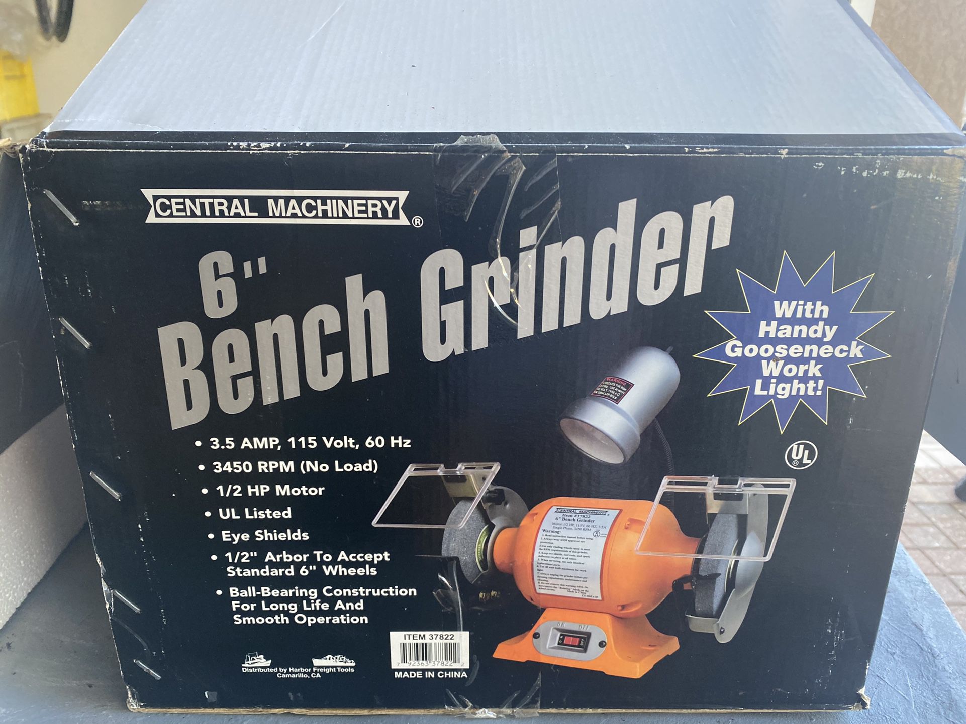 New, Central Machinery 6- Inch Bench Grinder With Gooseneck Lamp