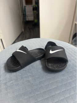 Toddler shoes size 5