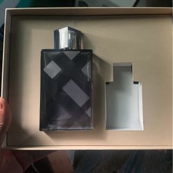 Burberry Smell Good