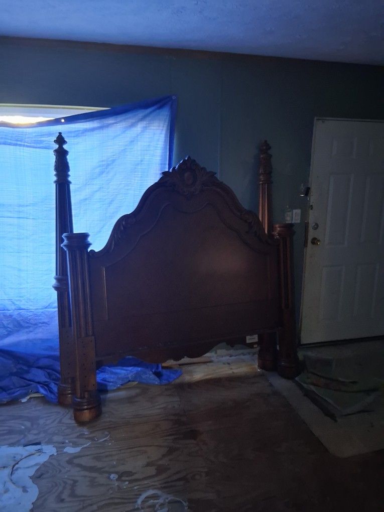 Solid Wood Bedroom Suite California King